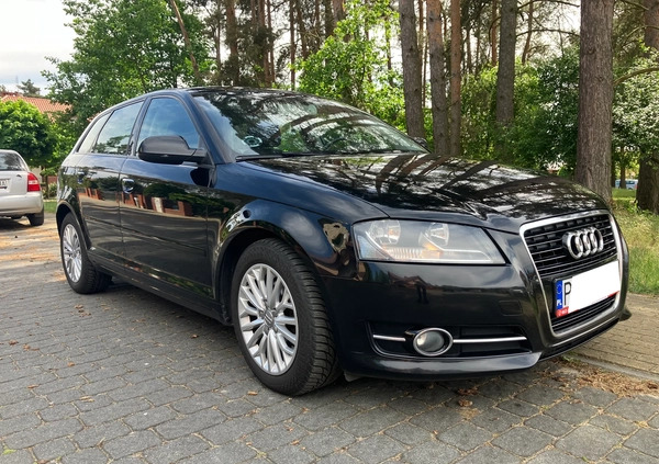 Audi A3 cena 38800 przebieg: 205600, rok produkcji 2012 z Leszno małe 407